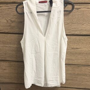 Sleeveless White Blouse very elegant like new
